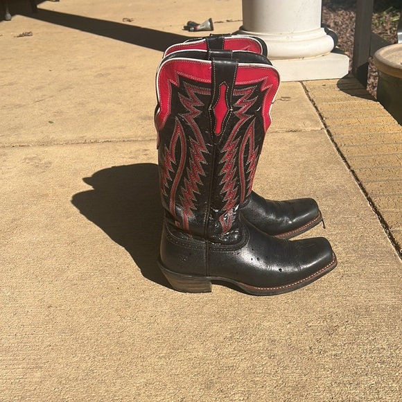 Cowboy boots size 8 ariats - Picture 2 of 4